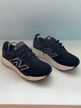 New Balance Black and Cream Running Sneakers